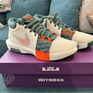 Nike Lebron Witness VIII - Size 7.5 - Color: Sail/ Safety Orange-bicoastal
